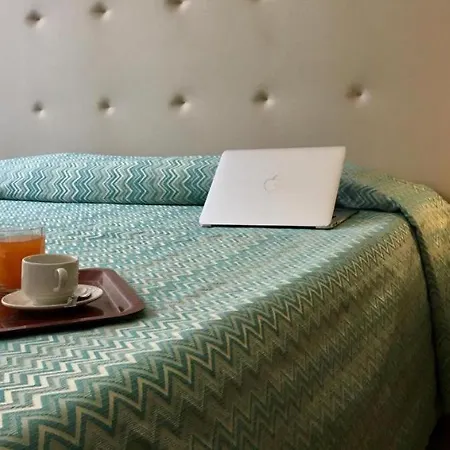 38 Aira 酒店 巴勒莫