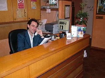38 Aira Otel Palermo