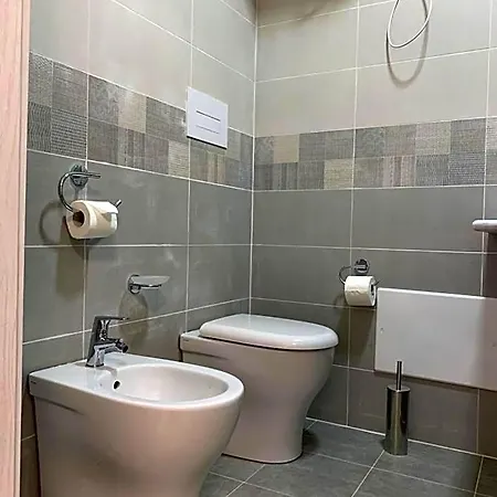 38 Aira 3* Palermo