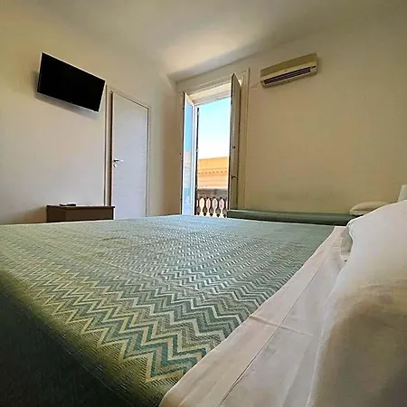 Hotel 38 Aira 3*