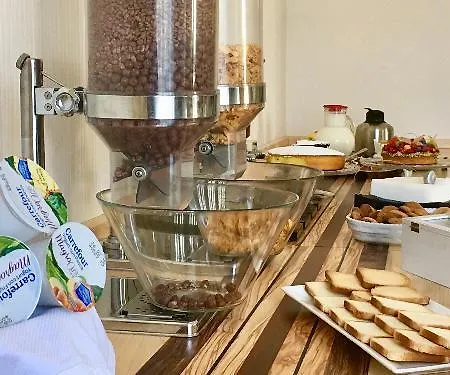 38 Aira 3* 巴勒莫