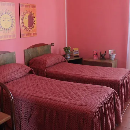 38 Aira Hotell