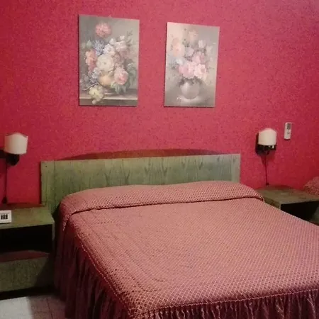 38 Aira Hotel 3*